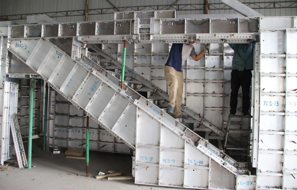 Tailored Formwork Solutions | On-Site Construction Support | GOWE