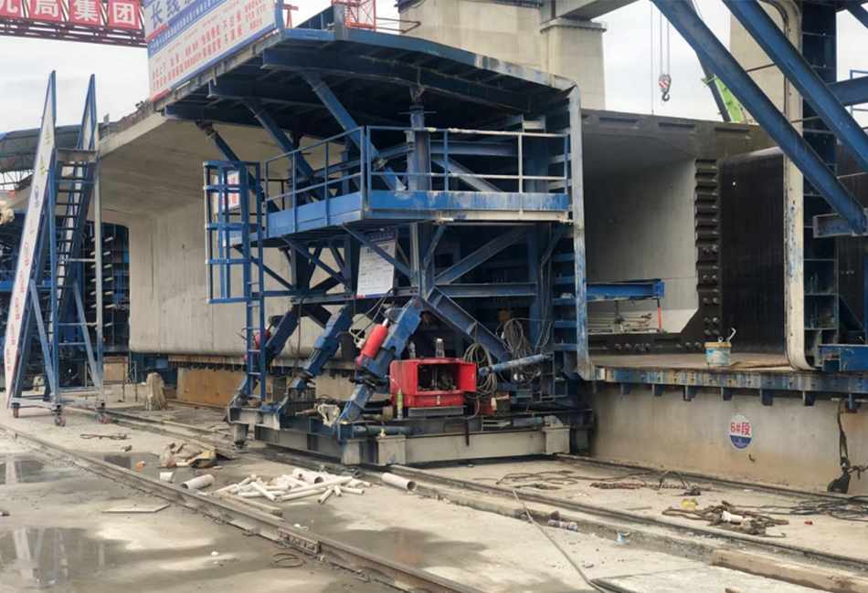 Coffrage d'assemblage de segments préfabriqués